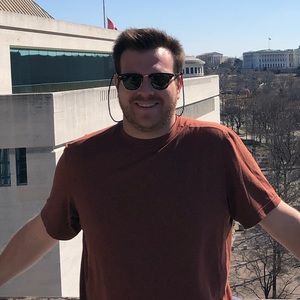 Meet your Posher, Clayton